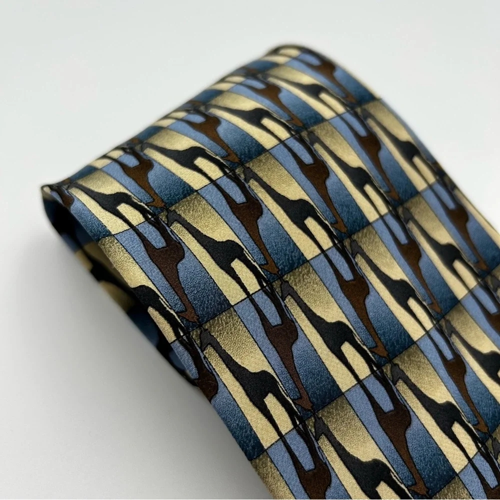 The Nature Conservancy Men's Tie 100% Silk Giraffes Animal Safari Blue Brown